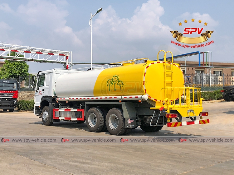 20,000 Litres Water Spraying Truck SINOTRUK - LB